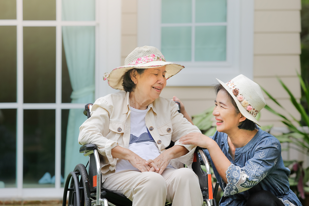 Aging in Place versus Senior Home Living 1 senior living at home