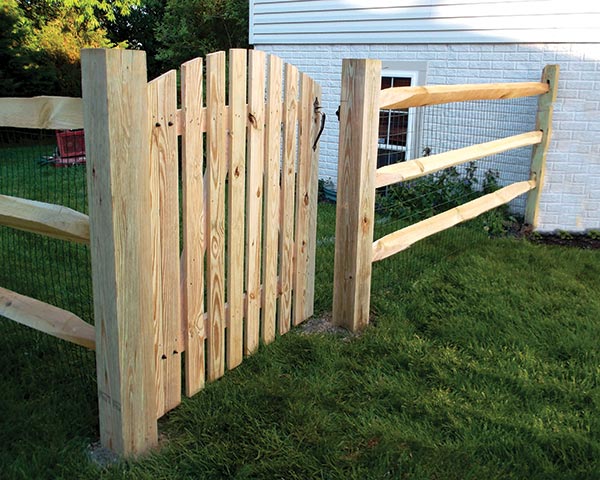 split rail with picket gate