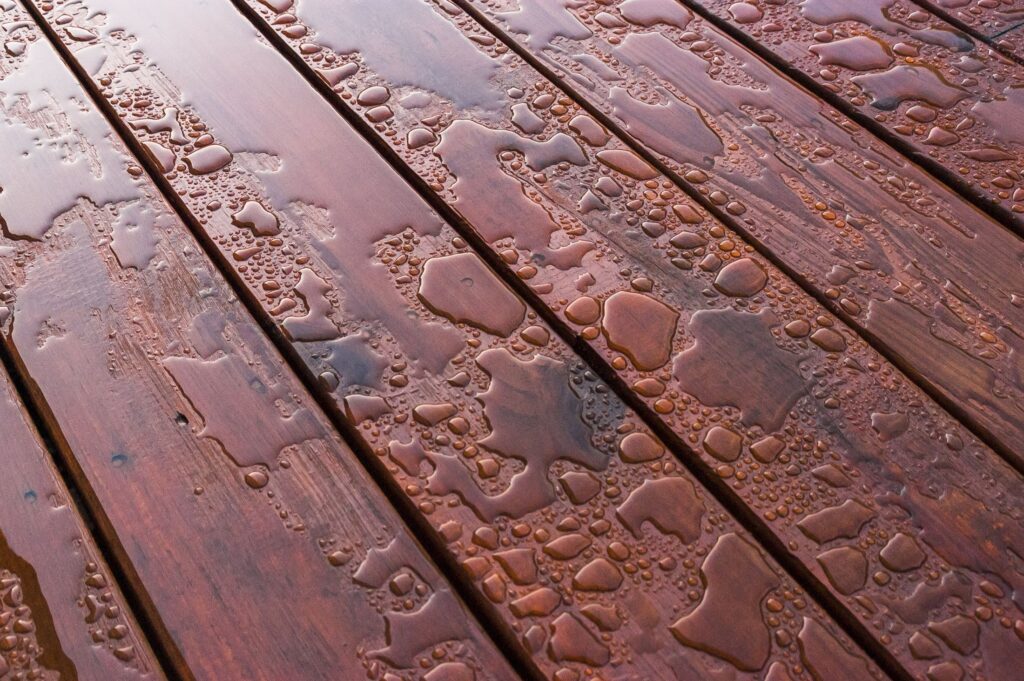 How to Make Your Deck Low Maintenance 1 How to Make Your Deck Low Maintenance 1