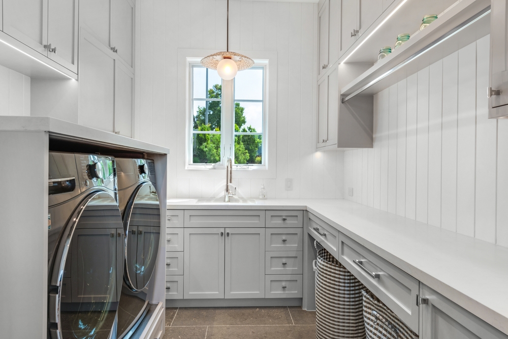 How to Design a Functional and Stylish Laundry Room Remodel 1 luxury laundry room high end